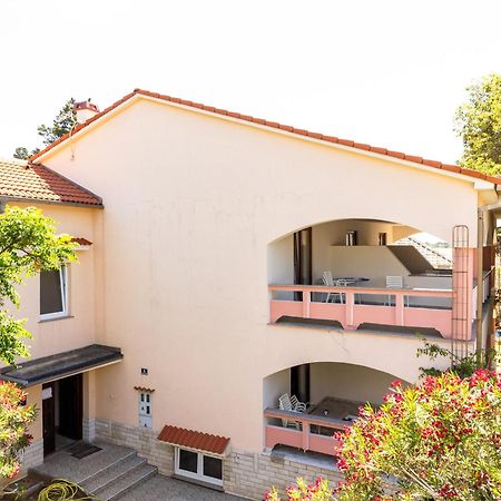 Villa Barbara Oasis Central Suite With Terrace Novalja Exteriér fotografie
