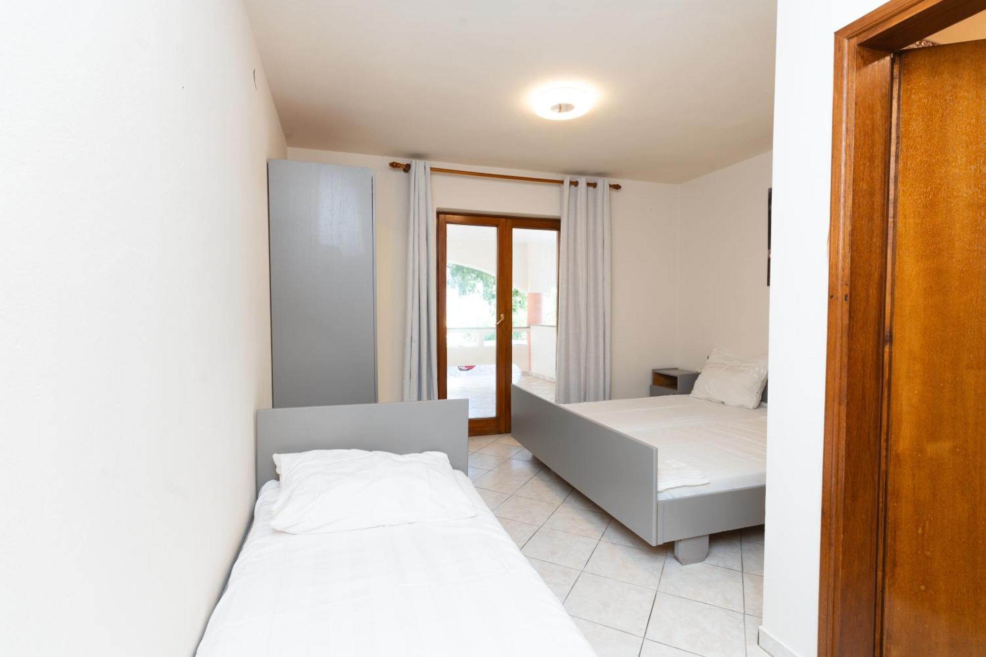 Villa Barbara Oasis Central Suite With Terrace Novalja Exteriér fotografie